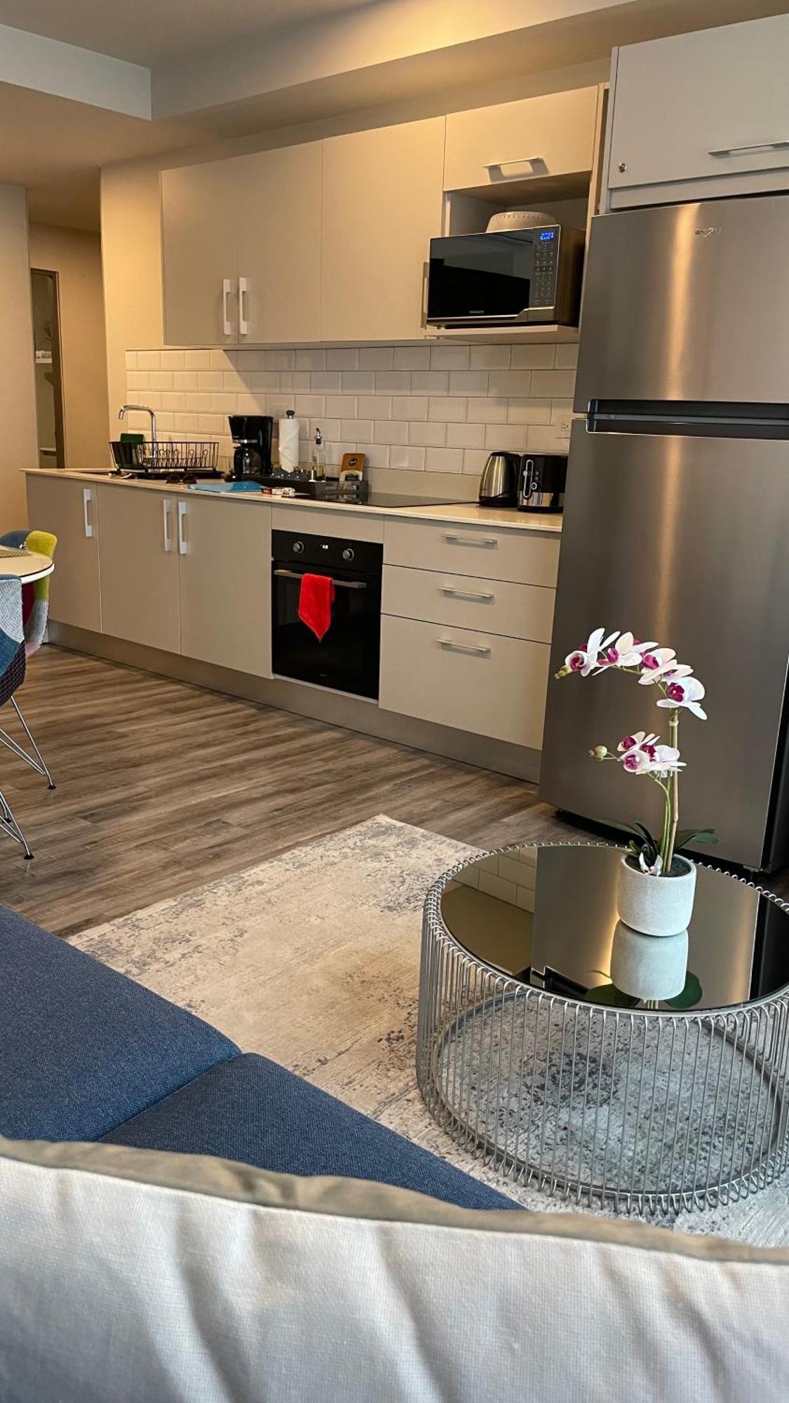 Cozy Apartment With Terrace, Sj Cosmopolitan Tower #402 聖荷西 外观 照片